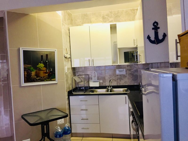 Apartment For Sale In Amanzimtoti - Photo 2