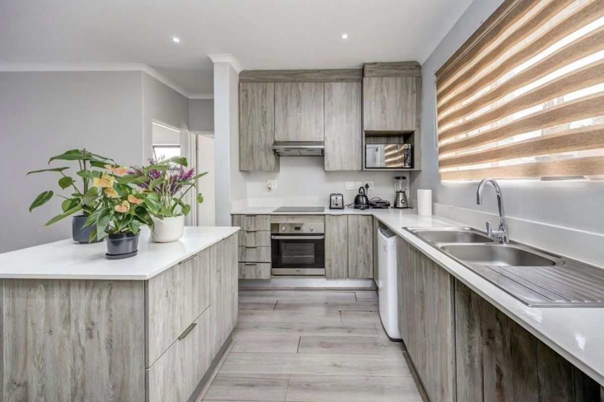 2 bed 2 bath. In the heart of Sandton. - Photo 3