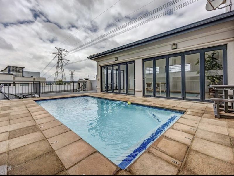 2 bed 2 bath. In the heart of Sandton. - Photo 8