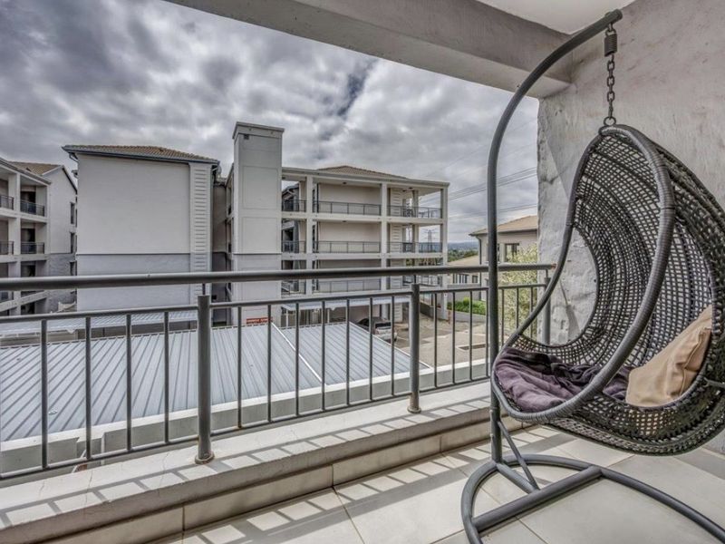 2 bed 2 bath. In the heart of Sandton. - Photo 4