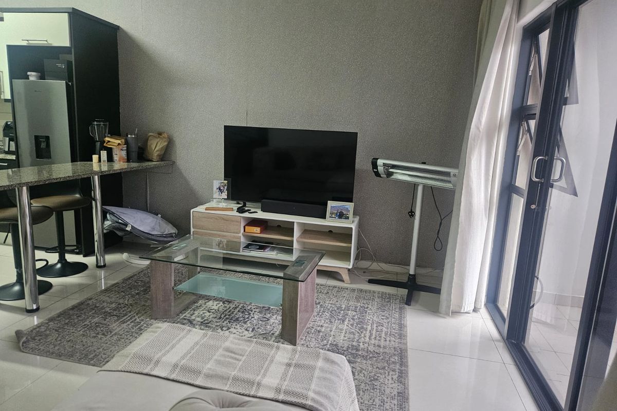 Prime Property presents Urban Park unit not to be missed out for sale - Photo 3