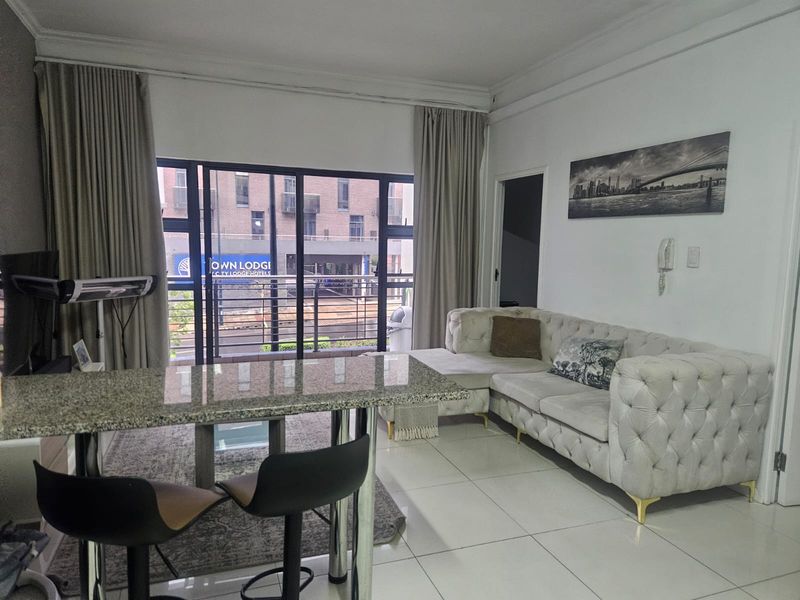 Prime Property presents Urban Park unit not to be missed out for sale - Photo 5