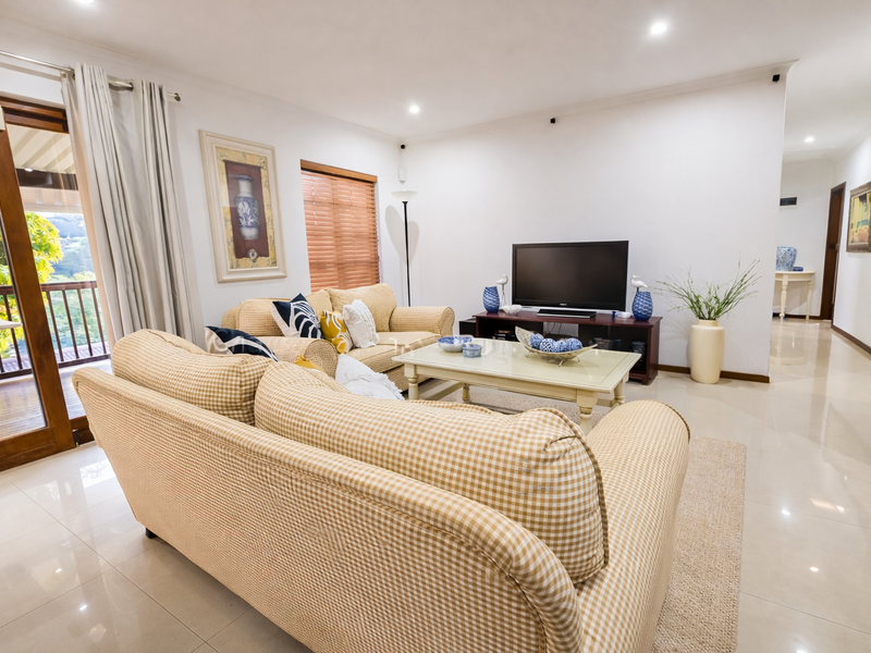 Townhouse For Sale In Margate - Photo 7