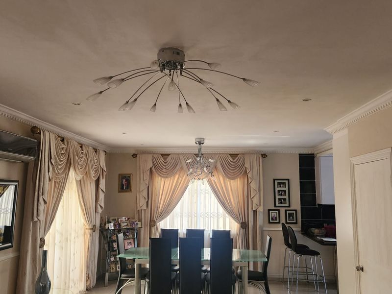 3-Bedroom Townhouse for Sale In Mount Edgecombe. - Photo 5