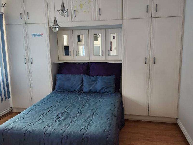 3-Bedroom Townhouse for Sale In Mount Edgecombe. - Photo 8