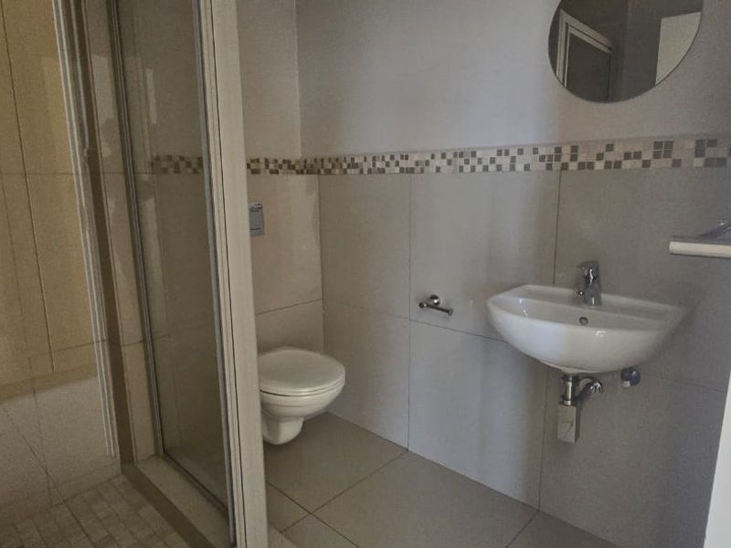 2 Bedroom 2 Bathroom Apartment For Sale - Photo 9