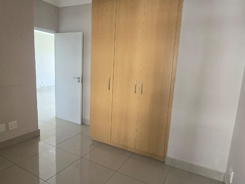 2 Bedroom 2 Bathroom Apartment For Sale - Photo 6