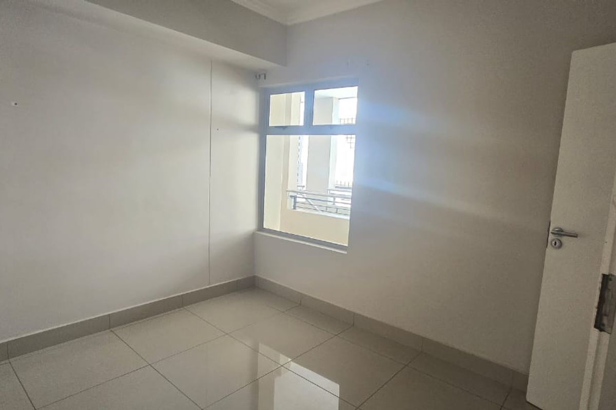 2 Bedroom 2 Bathroom Apartment For Sale - Photo 4