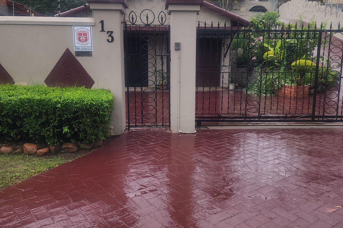 House for sale - Photo 2