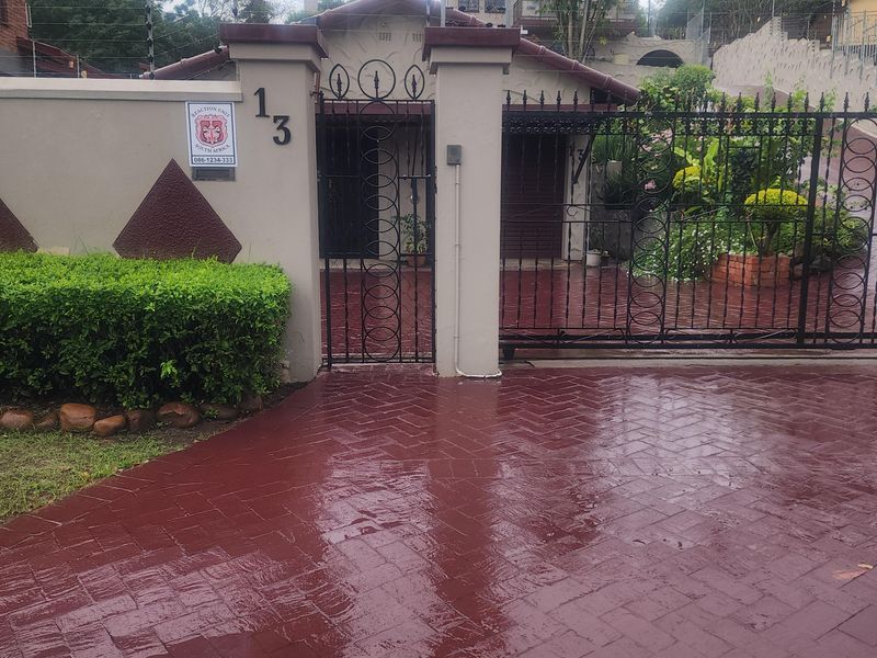 House for sale - Photo 2