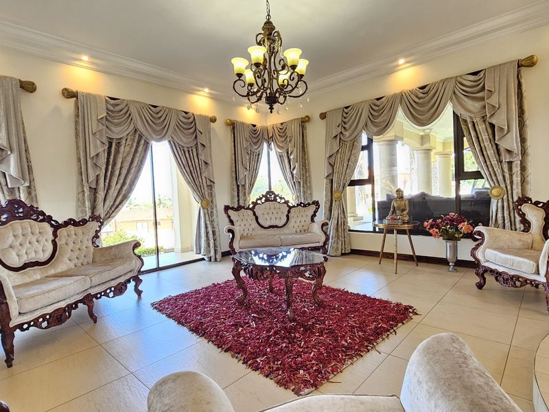 Spectacular 5-Bed, 5-Bath Residence in Izinga, Umhlanga - Photo 5