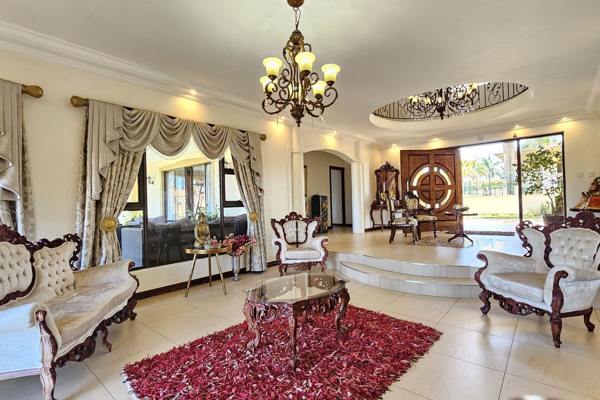 Spectacular 5-Bed, 5-Bath Residence in Izinga, Umhlanga - Photo 3