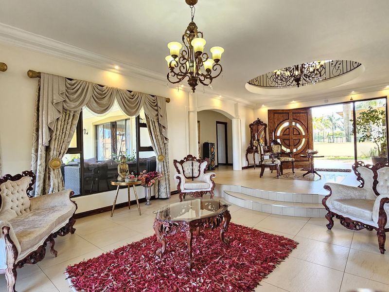 Spectacular 5-Bed, 5-Bath Residence in Izinga, Umhlanga - Photo 3