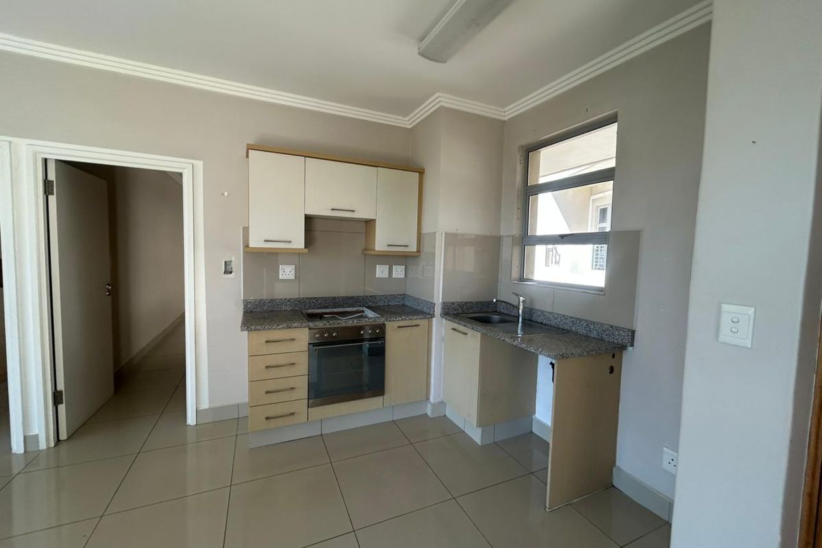 Prime  Property Presents A Stunning Two Bedroom For Sale No Transfer Duty - Photo 3