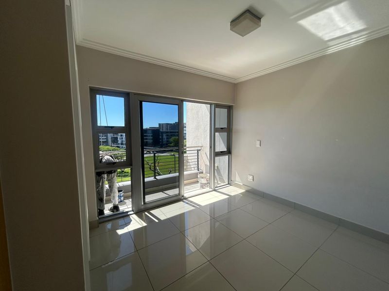 Prime  Property Presents A Stunning Two Bedroom For Sale No Transfer Duty - Photo 7