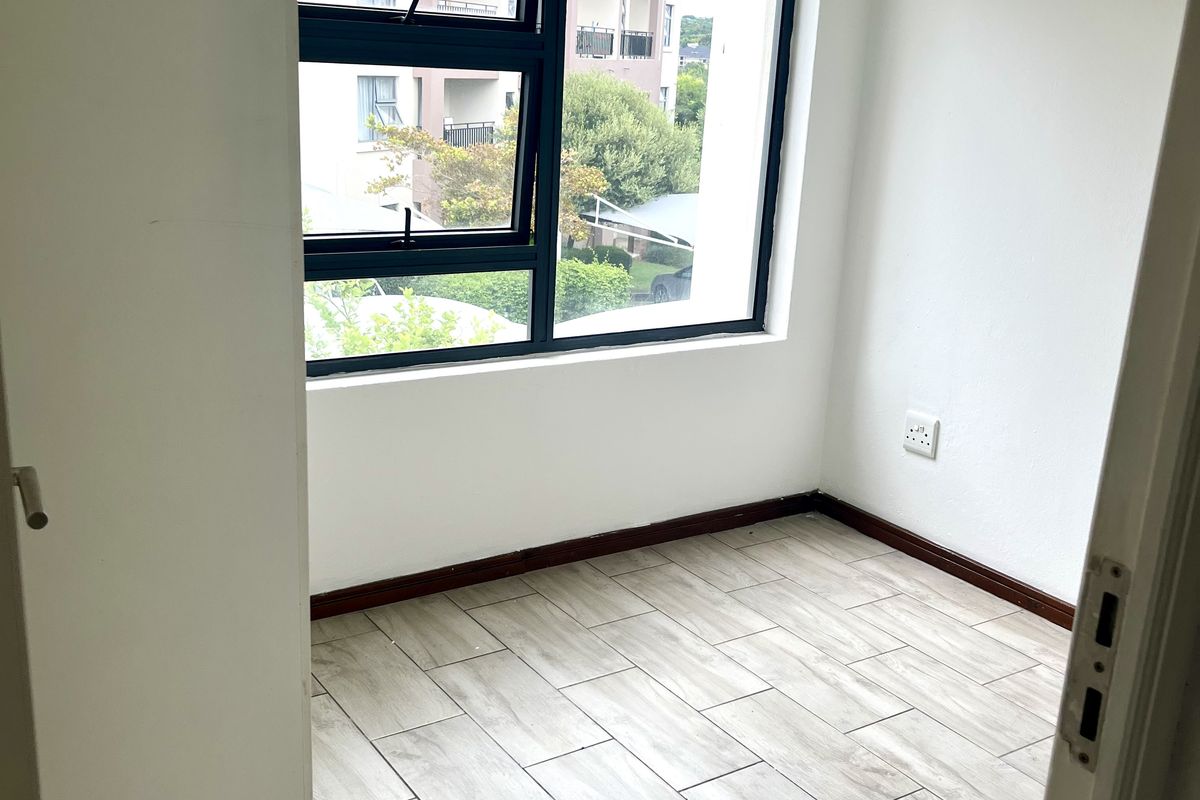 2 Bed 1 Bath. At the View Dainfern - Photo 3