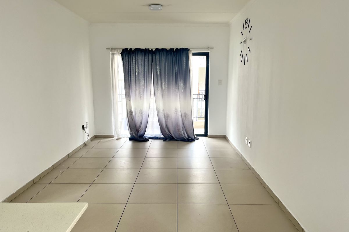 2 Bed 1 Bath. At the View Dainfern - Photo 2