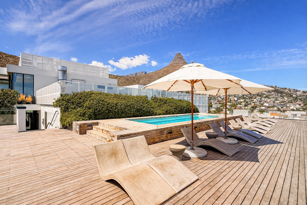 Executive Coastal Living at Station House. 2 Bed, 2 Bath with Premium Amenities in Sea Point. - Photo 5