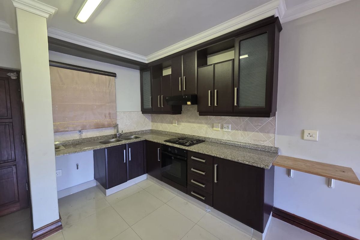 Spacious 2-Bed Apartment for rent - Photo 3