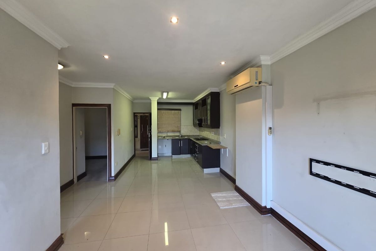 Spacious 2-Bed Apartment for rent - Photo 4