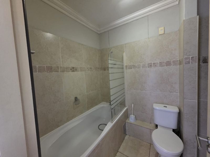 Spacious 2-Bed Apartment for rent - Photo 6