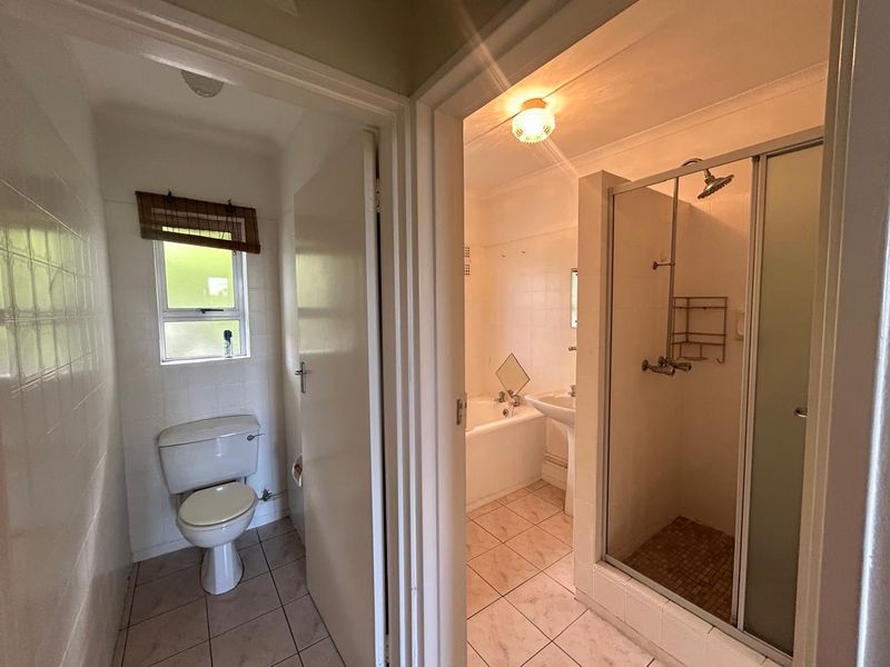 3 Bedroom Apartment - Photo 8