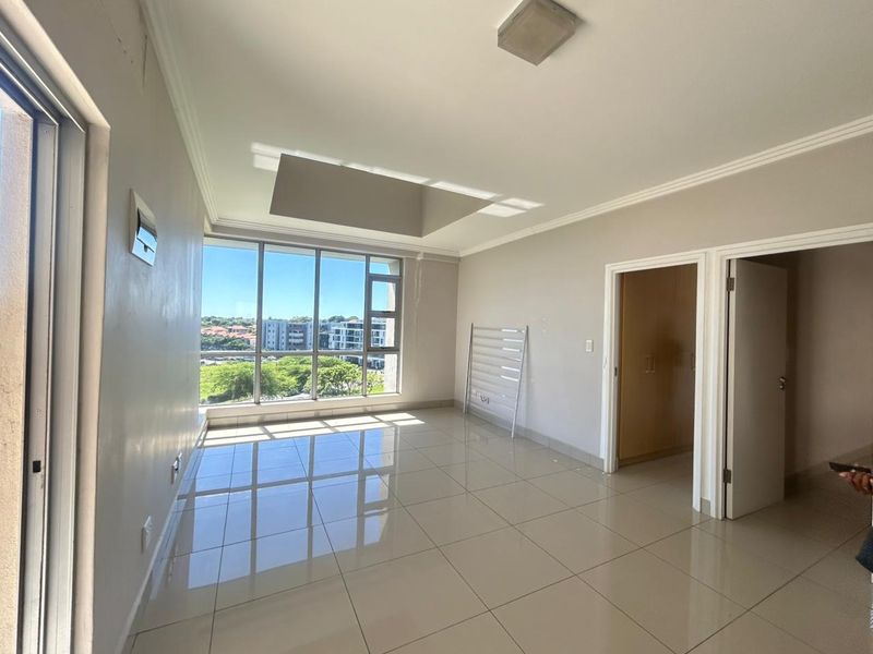 Modern 2 Bedroom, 2 Bathroom Apartment for Sale in Umhlanga Ridge - Photo 3