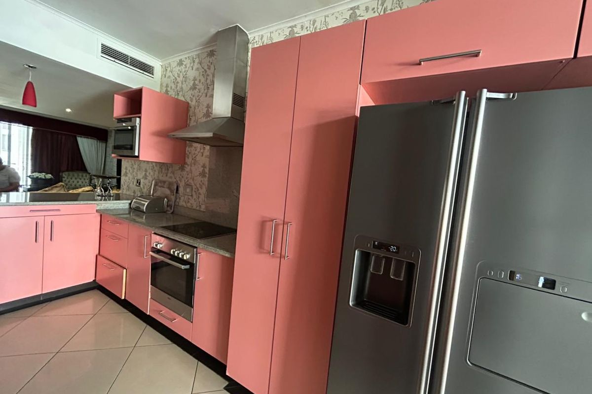 Stylish 2 Bedroom, 2 Bathroom Apartment with Dual Balconies in Umhlanga - Photo 5