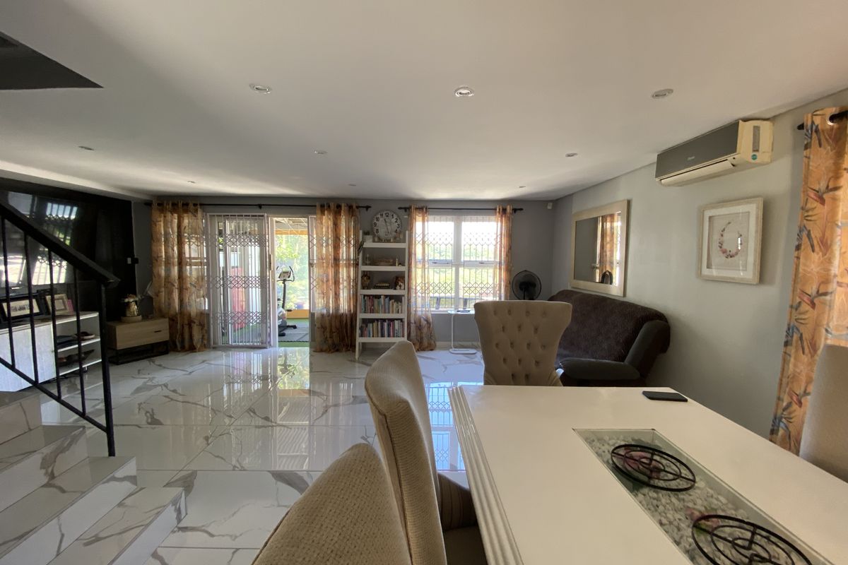 3 Bedroom Townhouse For Sale In Sherwood - Photo 3