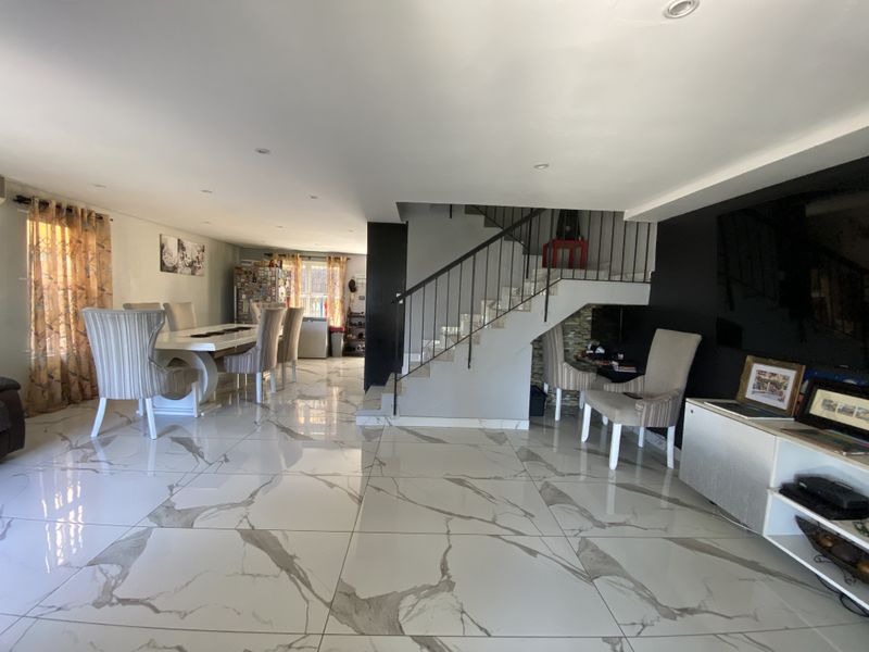 3 Bedroom Townhouse For Sale In Sherwood - Photo 5