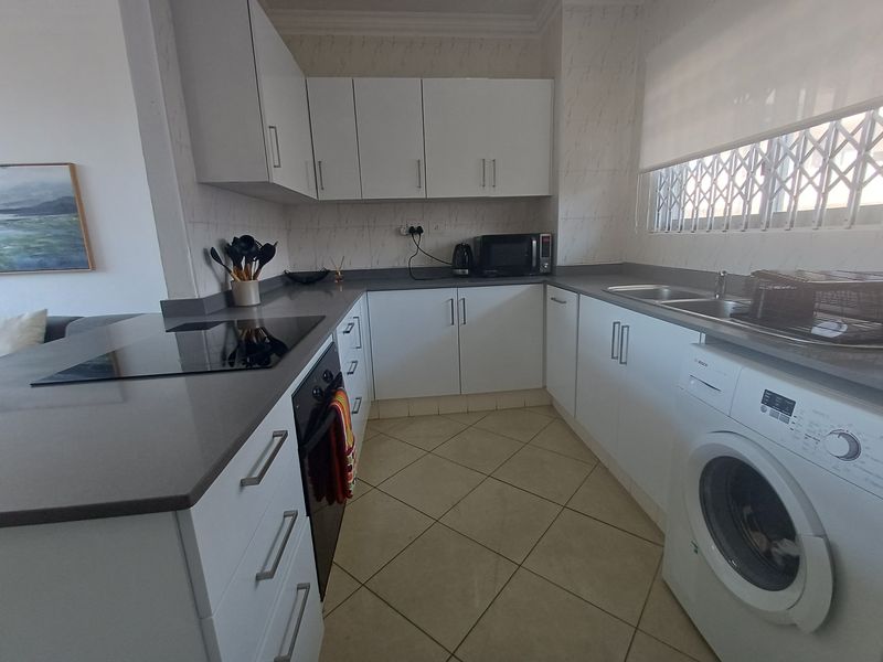 Beautiful 3 bedroom loft apartment with 2 bath 2 parking available for rent in Umhlanga Ridge - Photo 9