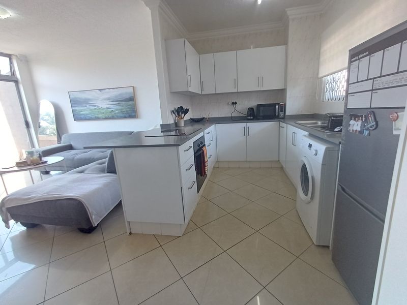 Beautiful 3 bedroom loft apartment with 2 bath 2 parking available for rent in Umhlanga Ridge - Photo 8