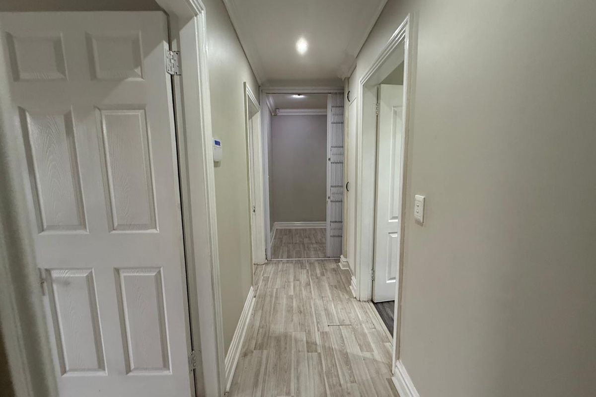 3 Bedroom 2.5 Bath Townhouse in La Lucia - Photo 3