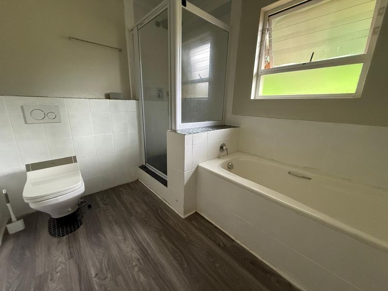 3 Bedroom 2.5 Bath Townhouse in La Lucia - Photo 10