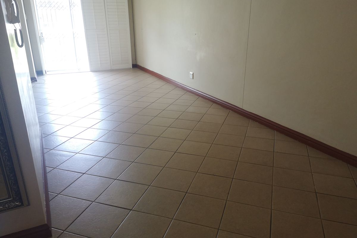 Prime  Property Presents A Stunning Two Bedroom Apartment Situated In Umhlanga Ridge - Photo 4