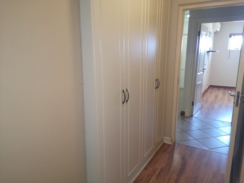 Prime  Property Presents A Stunning Two Bedroom Apartment Situated In Umhlanga Ridge - Photo 9