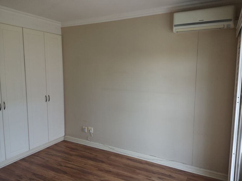 Prime  Property Presents A Stunning Two Bedroom Apartment Situated In Umhlanga Ridge - Photo 6