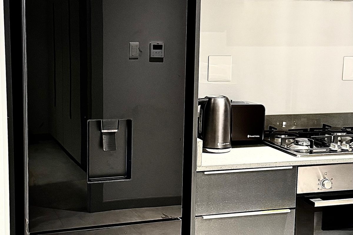 Modern one bedroom Apartment - Photo 3