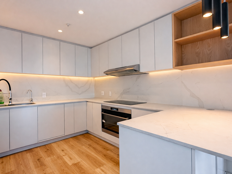 Atlantic-Facing Corner Residence in Sea Point. - Photo 3