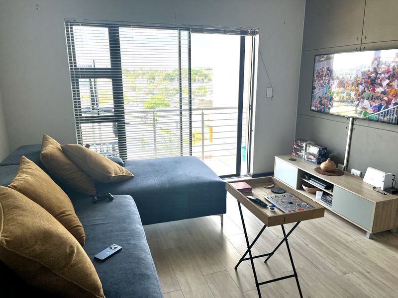 2 Bed 2 Bath. - Photo 4