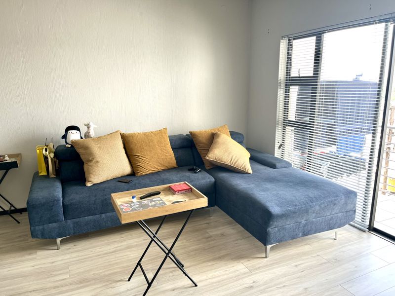 2 Bed 2 Bath. - Photo 3