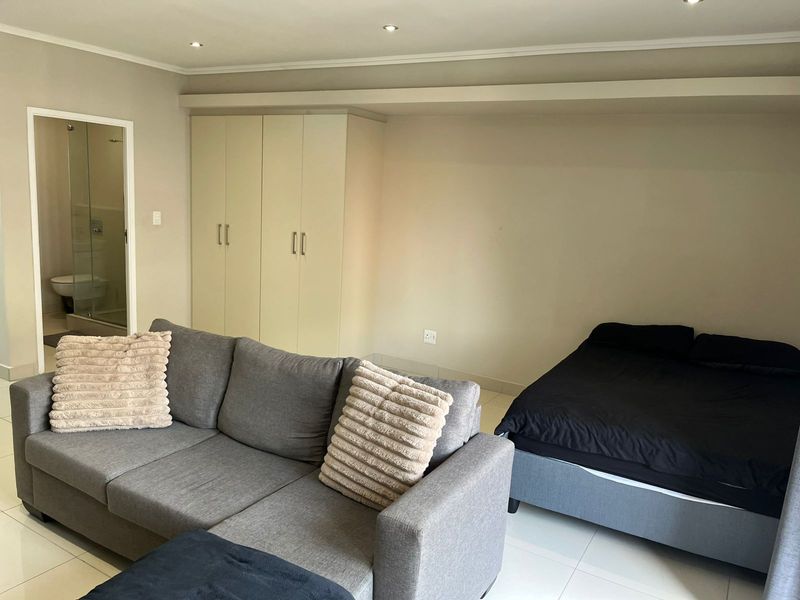 Stylish Studio Apartment To Rent | Modern Living in a Prime Location - Photo 6