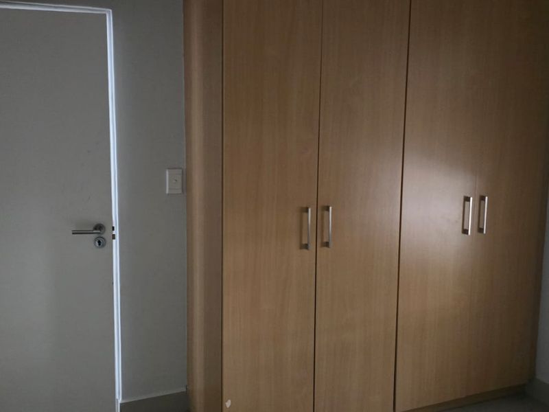 2 Bedroom 1 Bathroom Apartment For Sale -Umhlanga Ridge - Photo 9