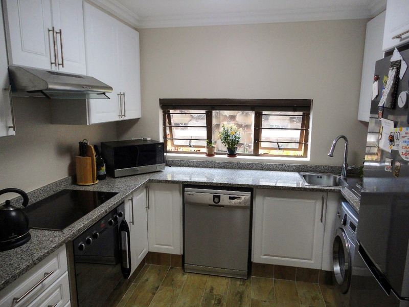 The Shades – Unfurnished 1 Bedroom, 1 Bathroom Apartment | Umhlanga - Photo 2