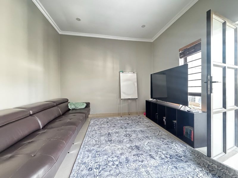 Your Ideal 1-Bedroom Apartment Awaits. - Photo 10