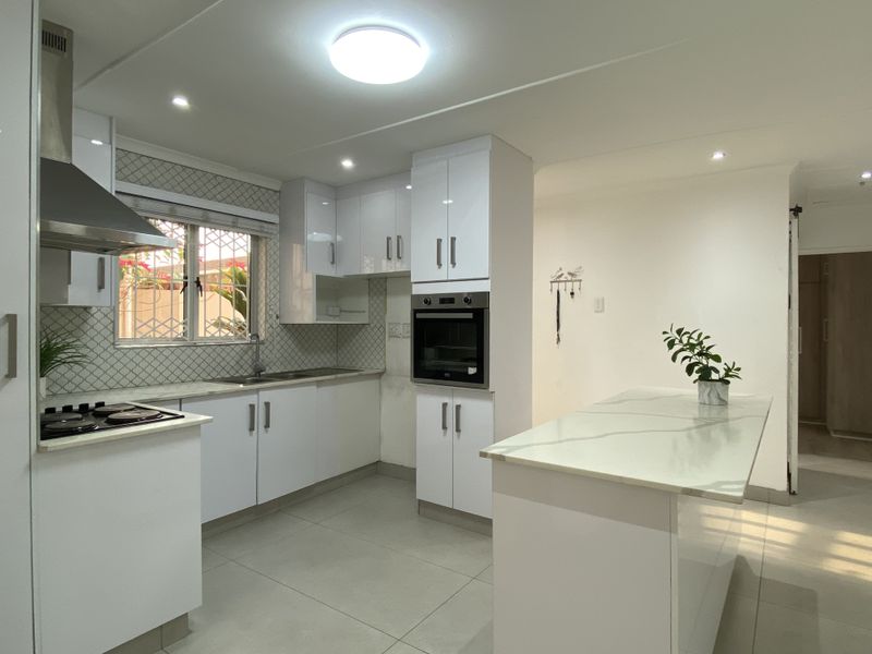 2 Bedroom Townhouse For Sale In Sherwood - Photo 6