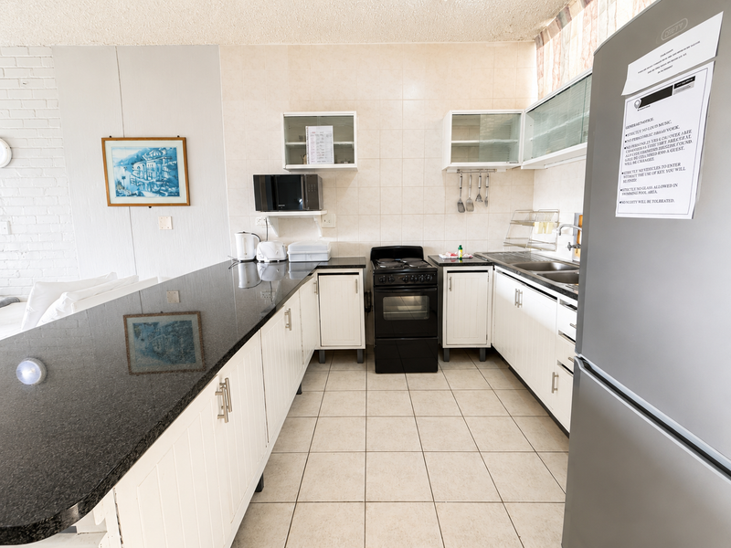 Apartment For Sale In Margate - Photo 6
