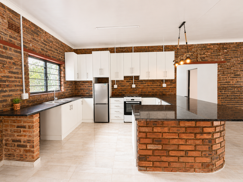 House For Sale In Port Edward - Photo 10