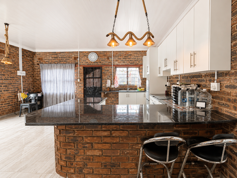 House For Sale In Port Edward - Photo 8
