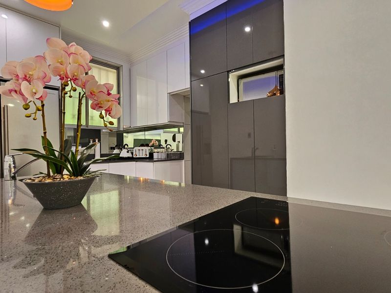 Fully Furnished 1 Bedroom, 1 Bathroom Apartment - Photo 9